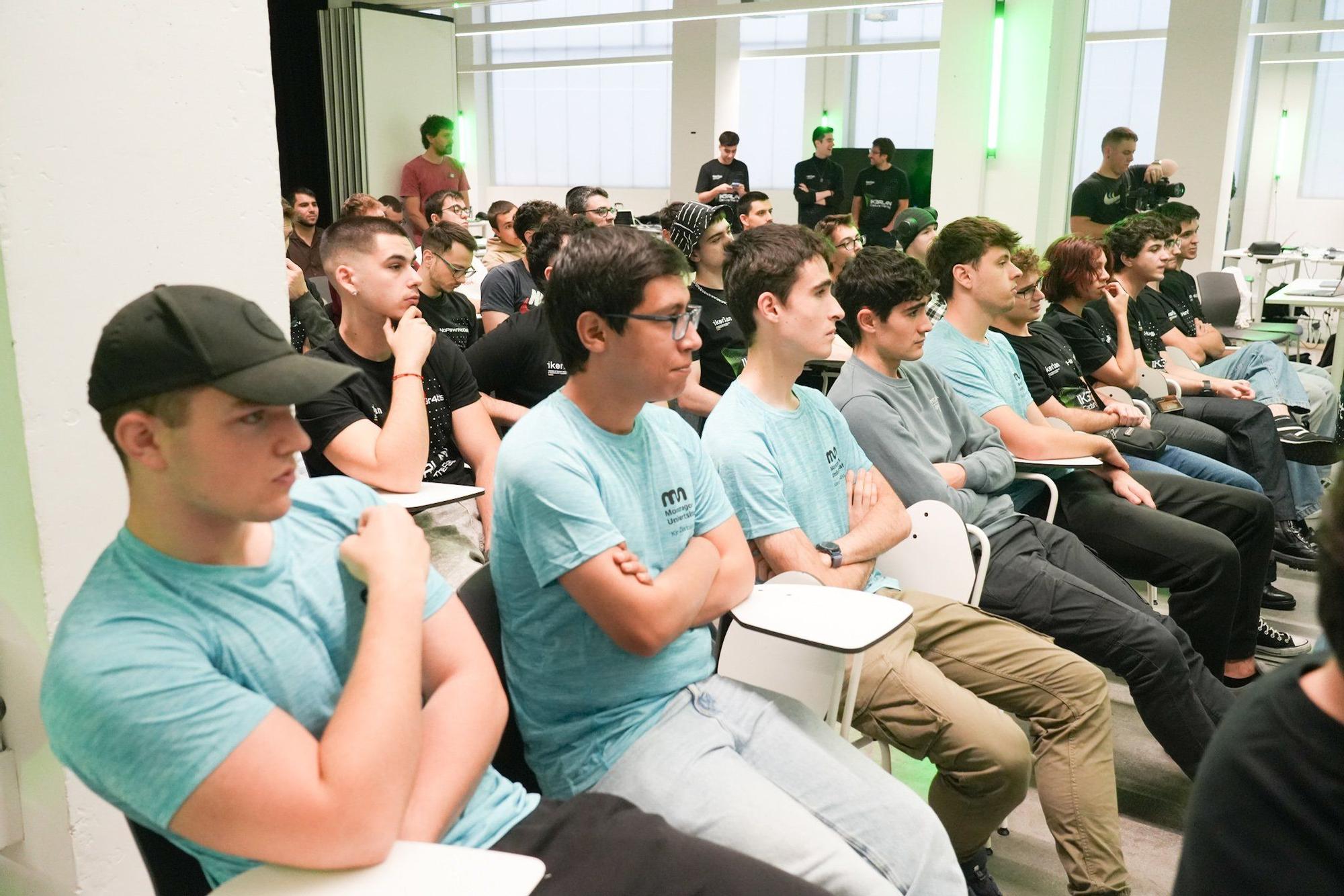 En imágenes: jóvenes talentos compiten en Bilbao por el futuro de la ciberseguridad