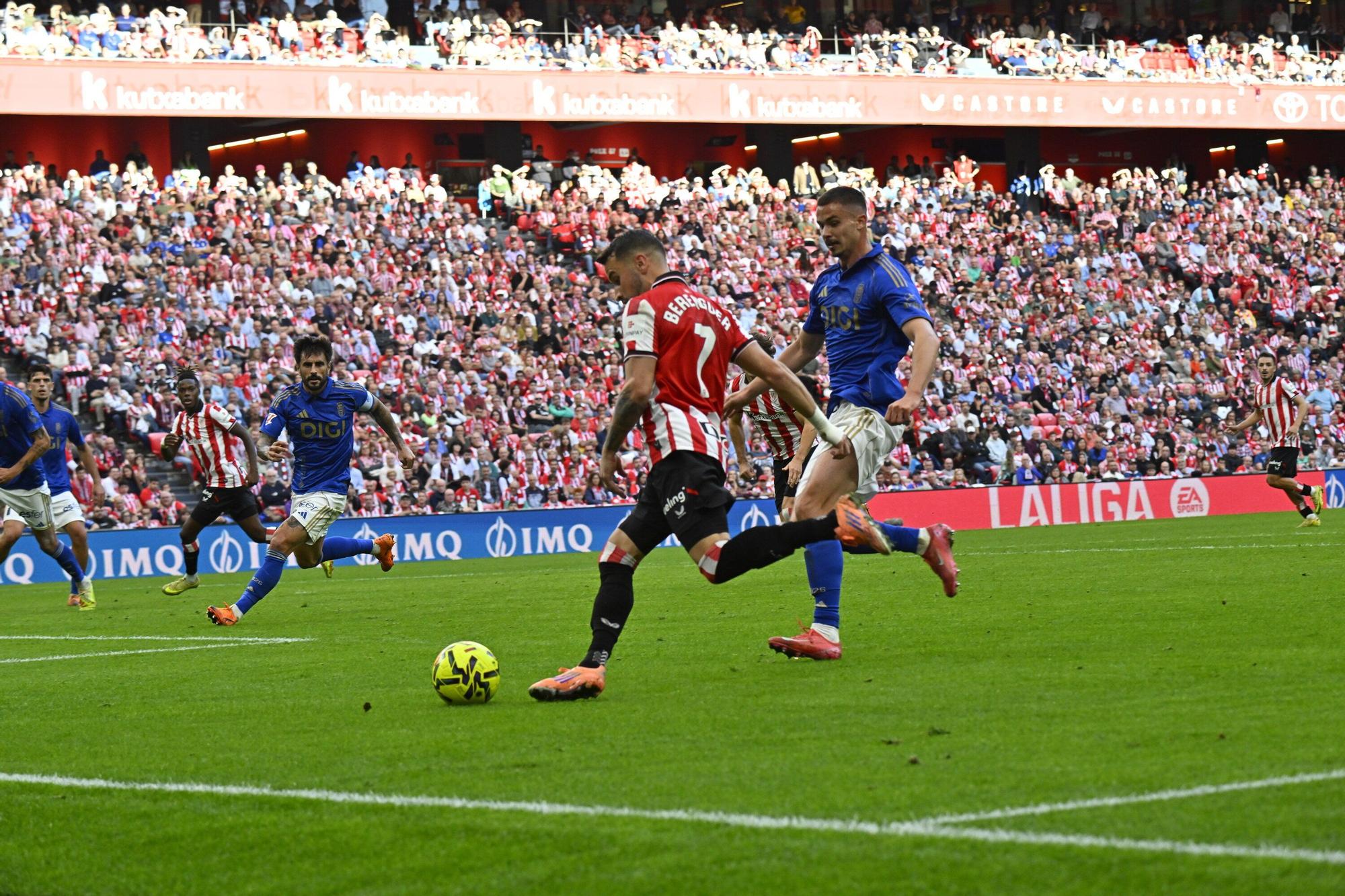 Athletic-Real Oviedo, en imágenes
