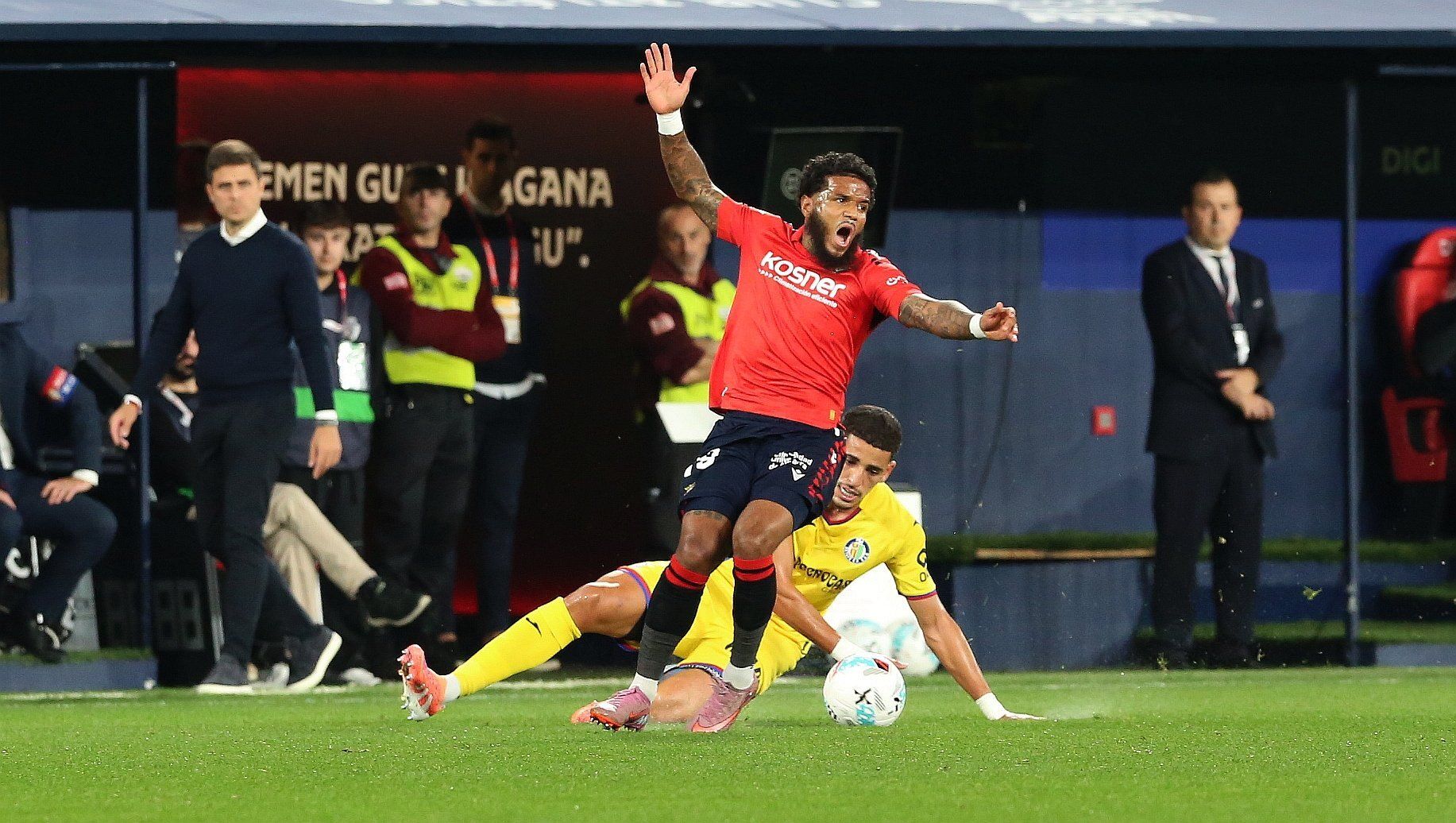 Fotos del Osasuna-Getafe en El Sadar
