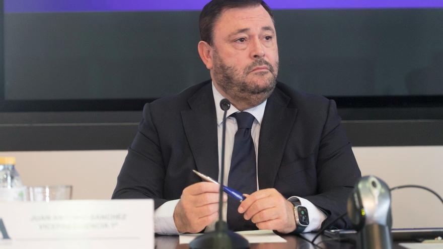 La SEPI propone al presidente de la patronal alavesa, Juan Antonio Sánchez Corchero, como consejero en Talgo