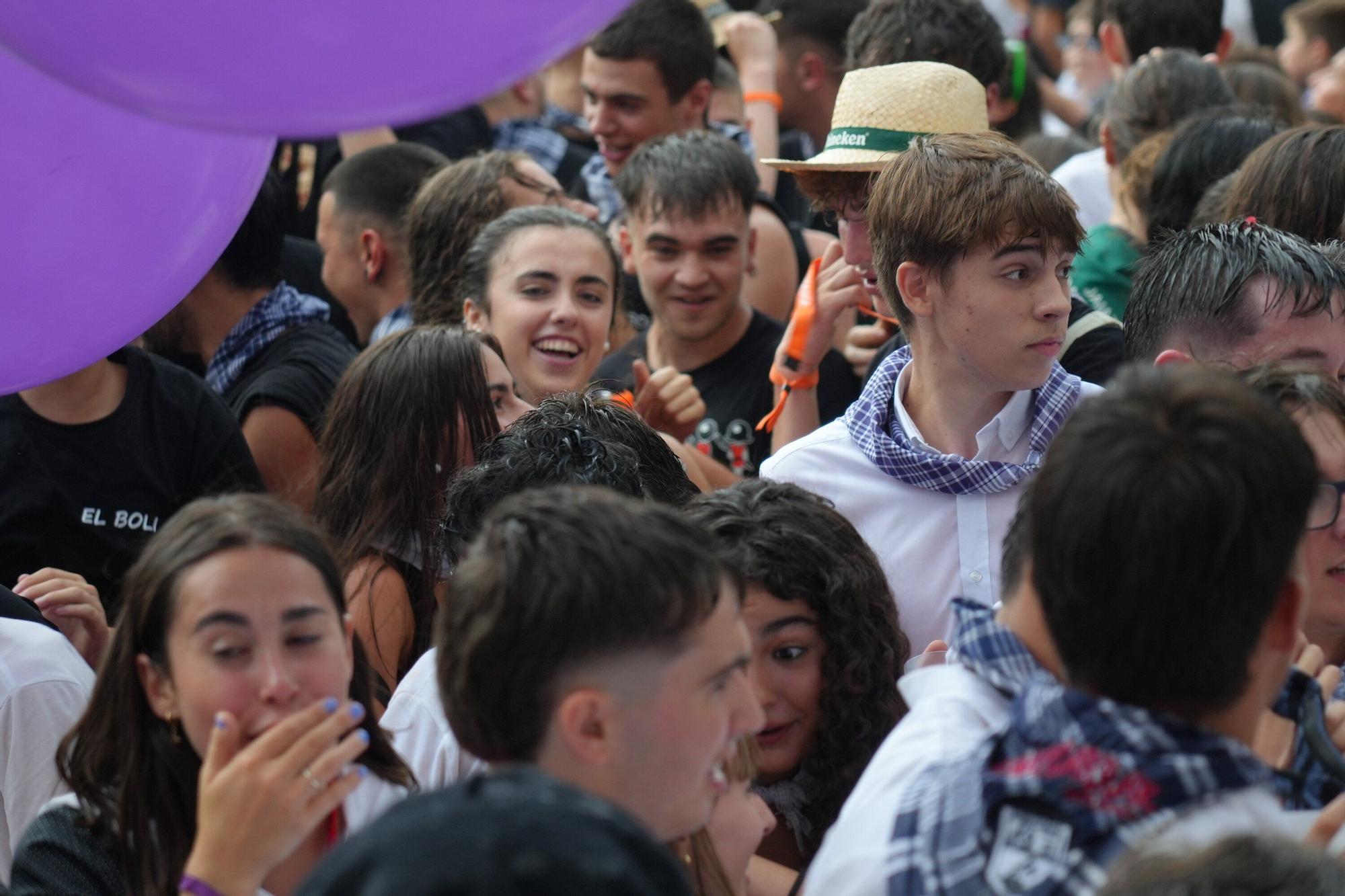 En imágenes: La bajada de Iguarrako enciende la fiesta en Amurrio