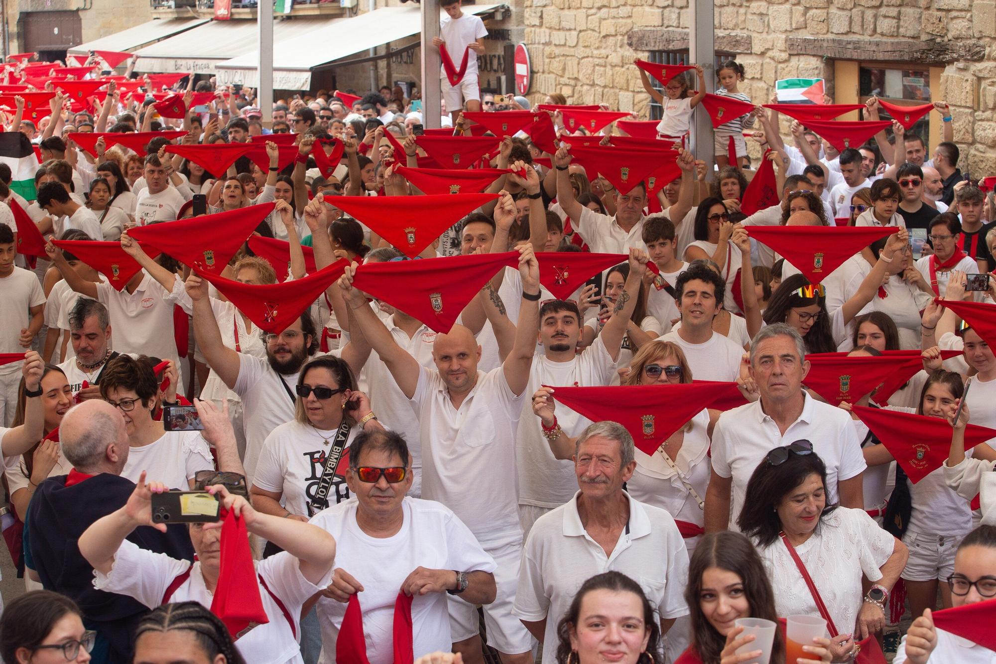 Fotos del cohete de fiestas de Olite 2025