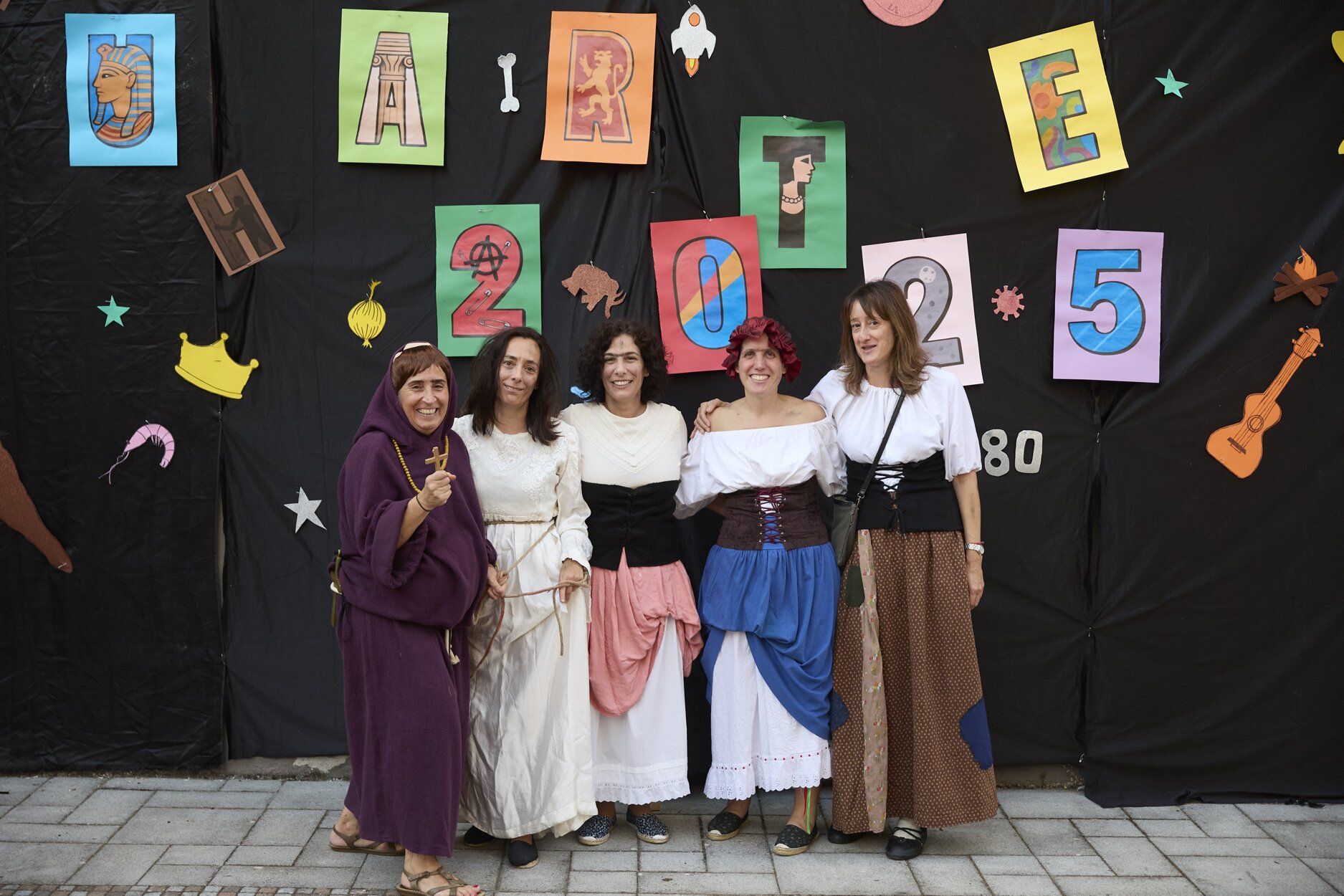 Fotos del día de disfraces en fiestas de Huarte