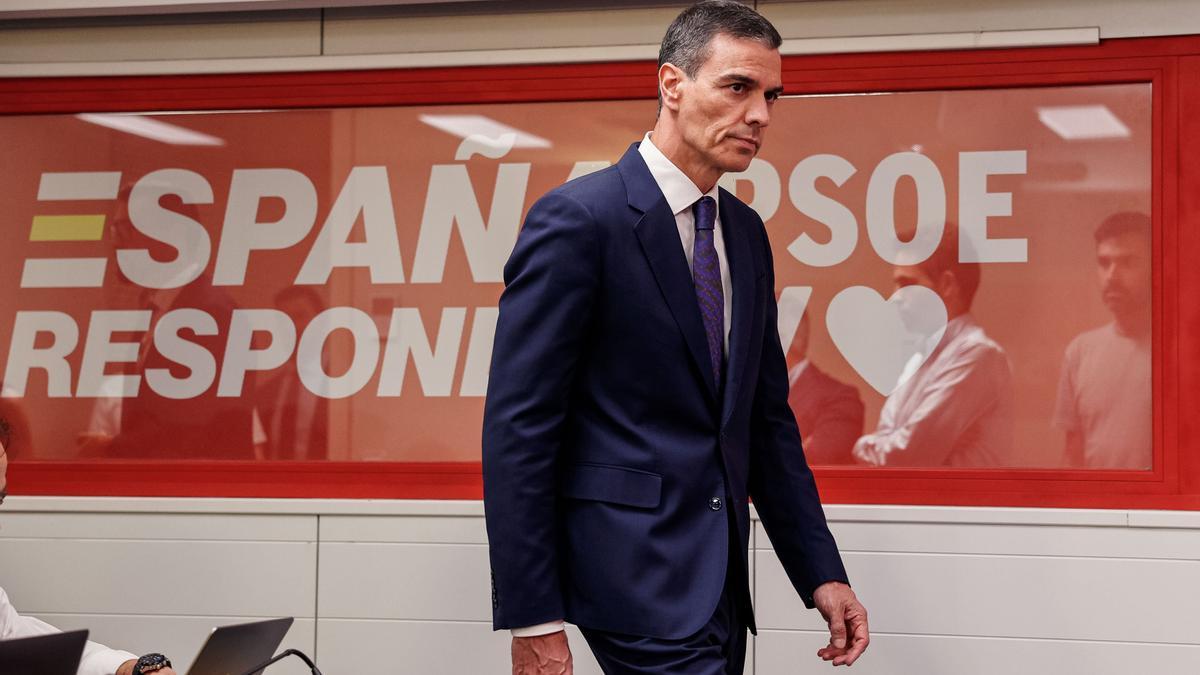 Sánchez prentsaurreko batean