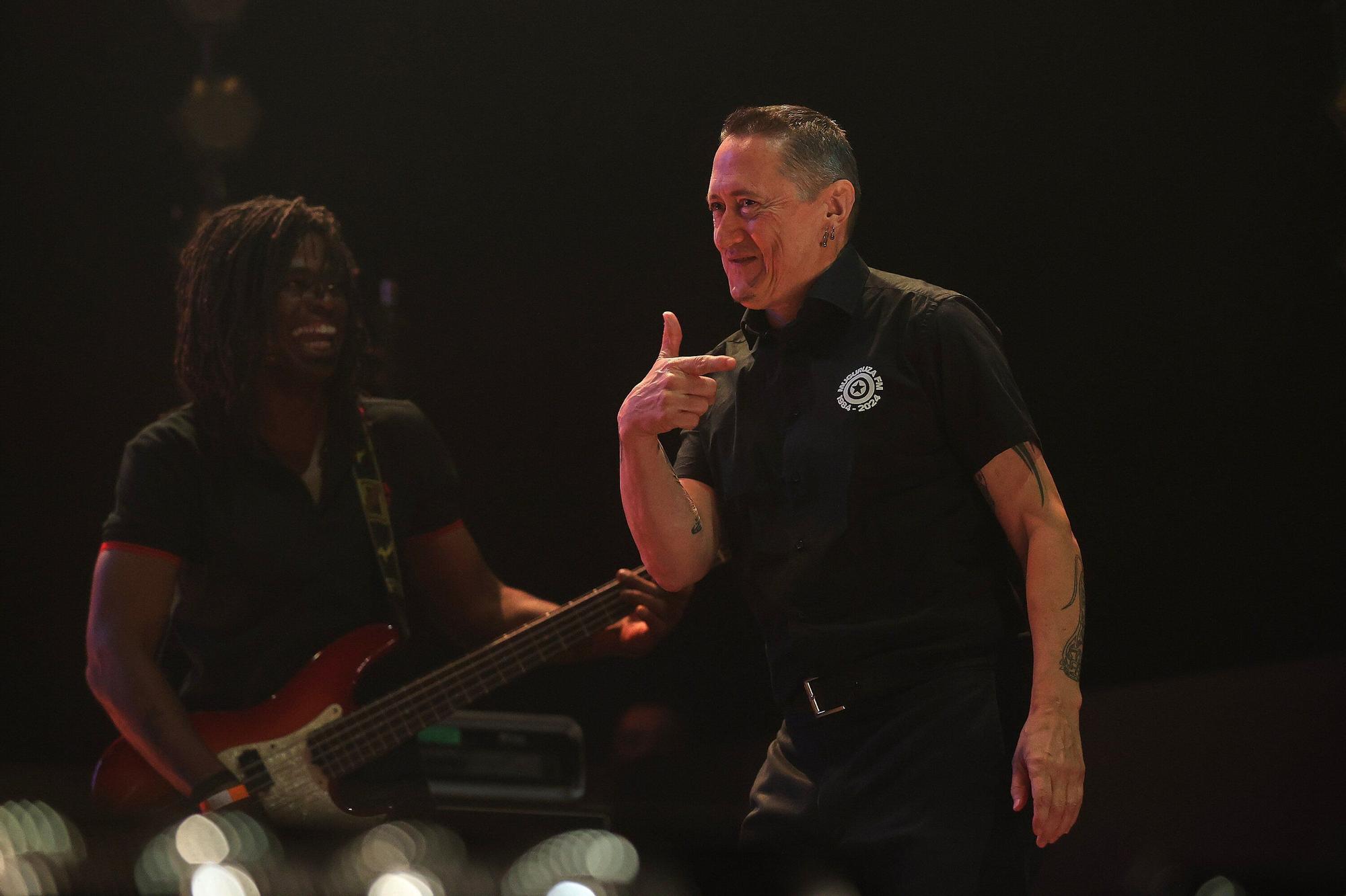 Fotos del concierto de Fermin Muguruza en el Navarra Arena (04/10/2025)