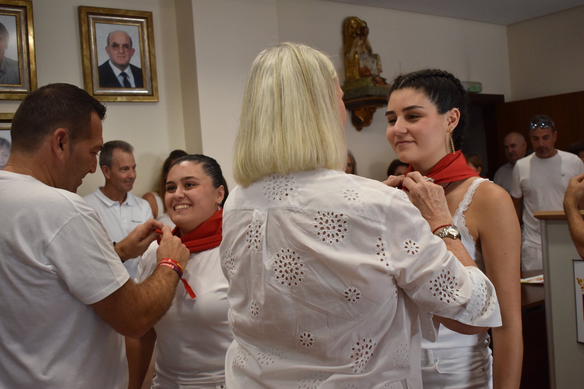 Fotos del chupinazo de fiestas de Peralta