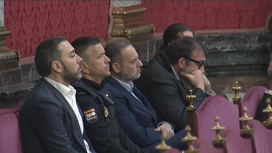 El Supremo condena a 24 años a Ábalos, a 19 a Koldo y libera de la cárcel a Aldama