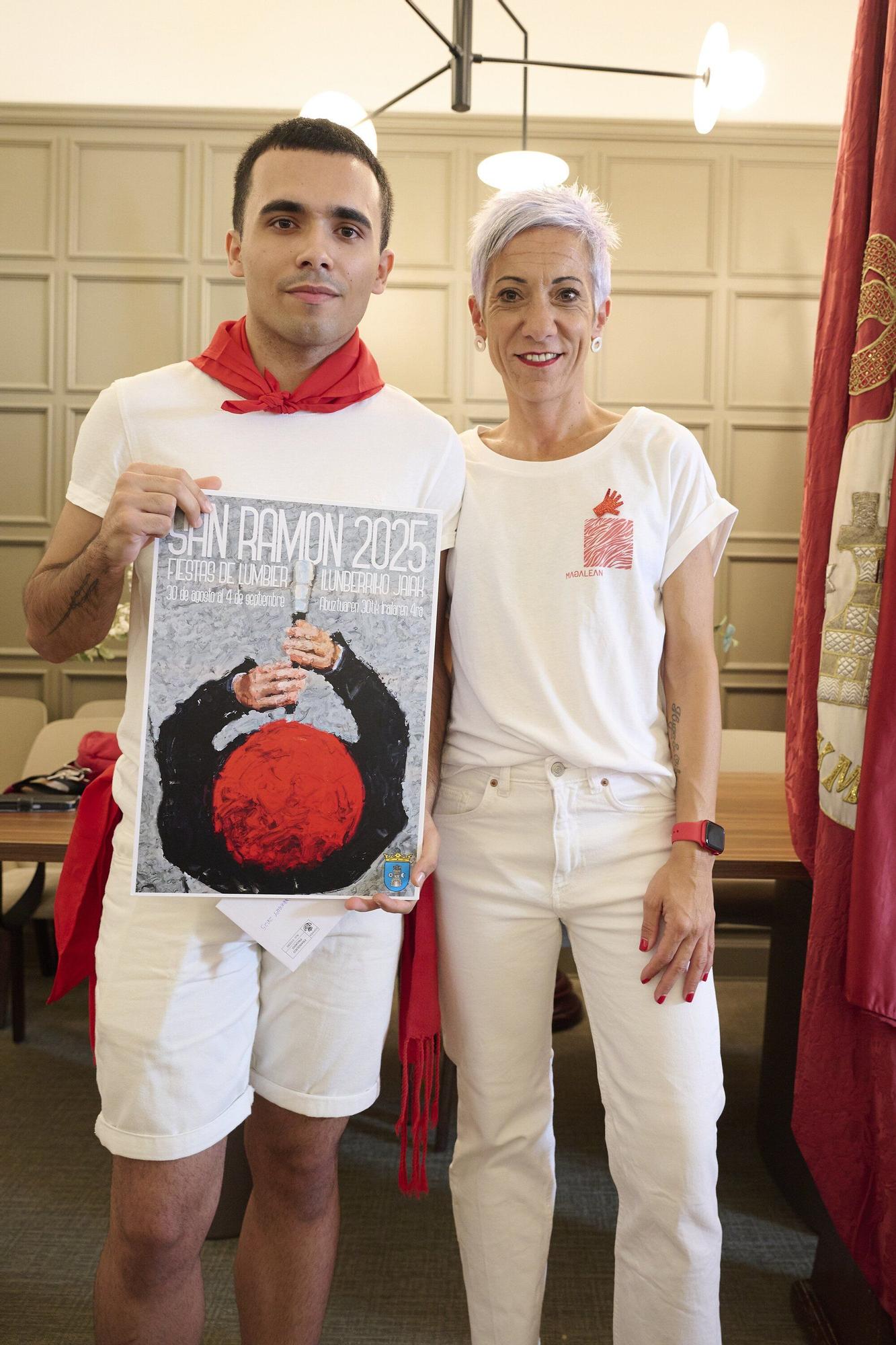 Fotos del cohete de fiestas de Lumbier 2025