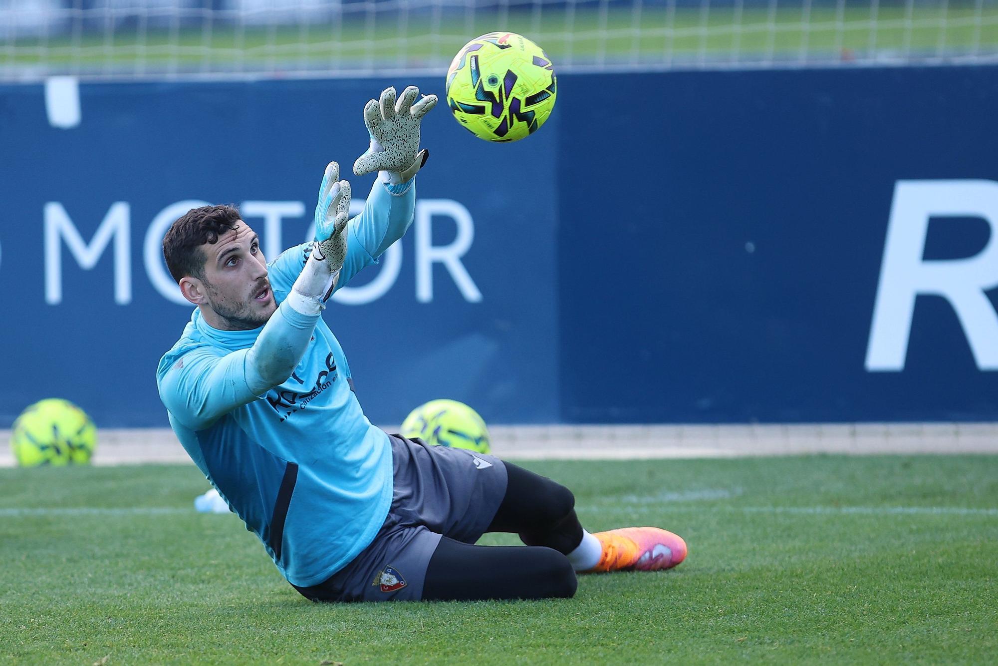 Fotos del entrenamiento de Osasuna (17/11/2025)