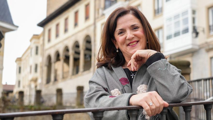 “Vamos a adaptar cuatro aparcamientos seguros de bicicletas para que también puedan aparcar los patinetes”