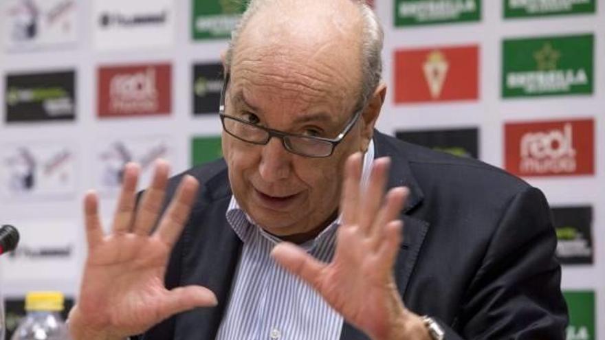 La LFP acuerda &quot;suspender el inicio&quot; de la Liga de Segunda División