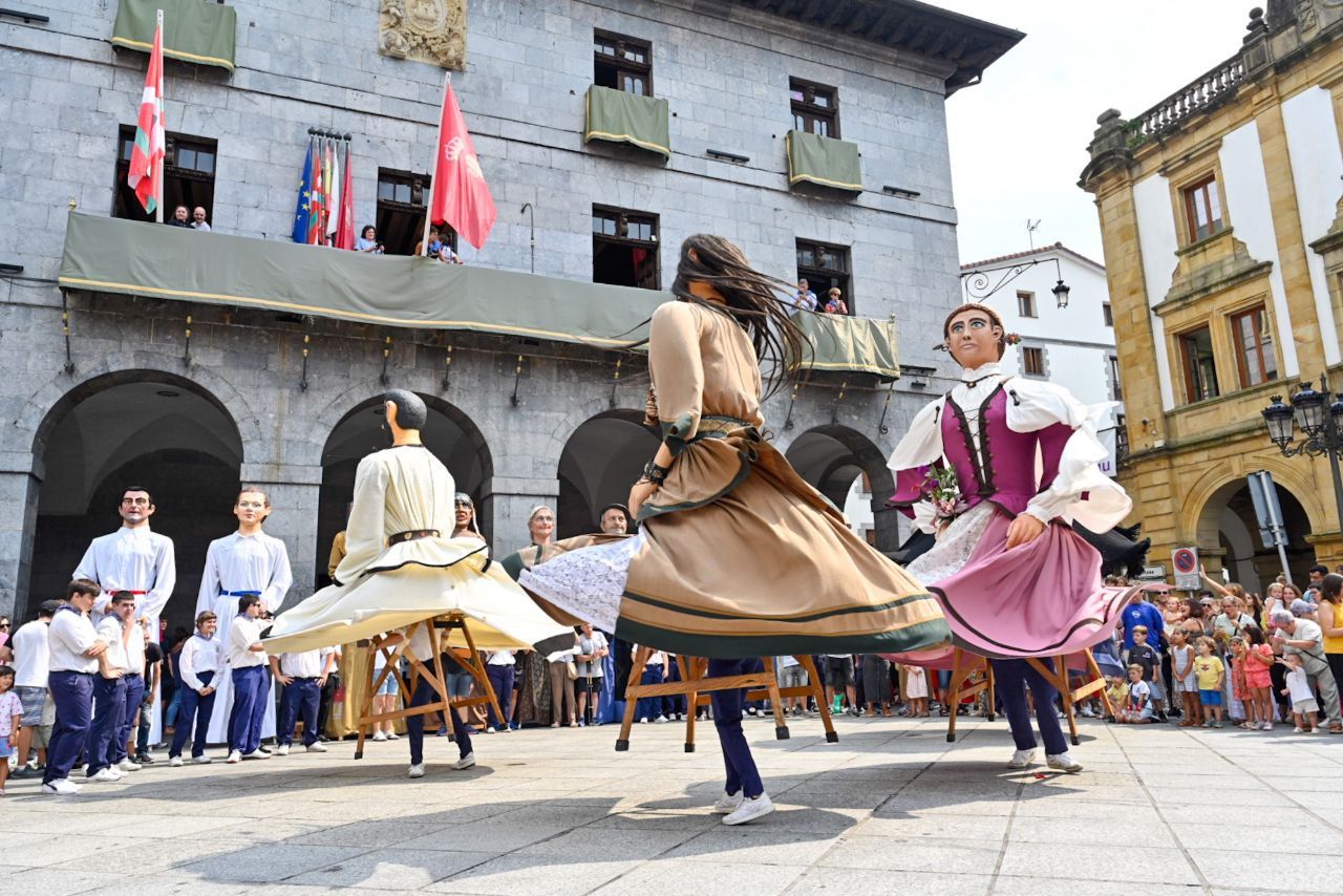 Lehertu da festa Azkoitian