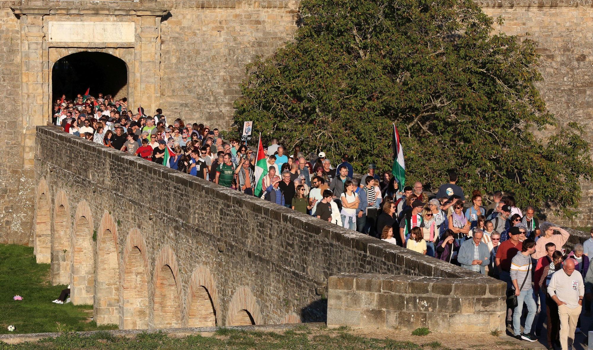 Una manifestación en Pamplona reclama el final del "colonialismo y la ocupación" en Palestina
