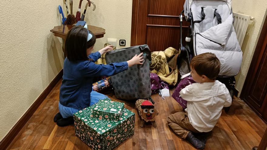 Los alaveses afrontan la Navidad con un gasto en regalos que roza los 450 euros