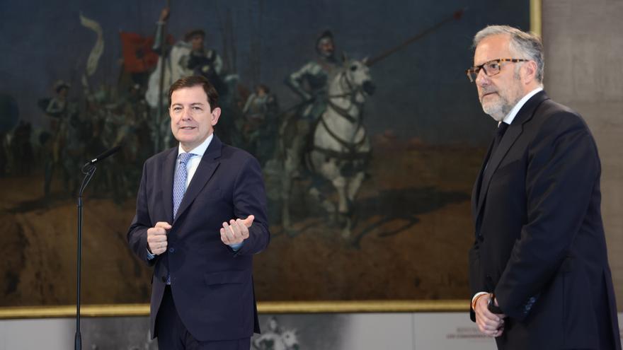 El pacto PP-Vox en Castilla y León incluye la 'prioridad nacional' y un frente común contra la política migratoria de Sánchez