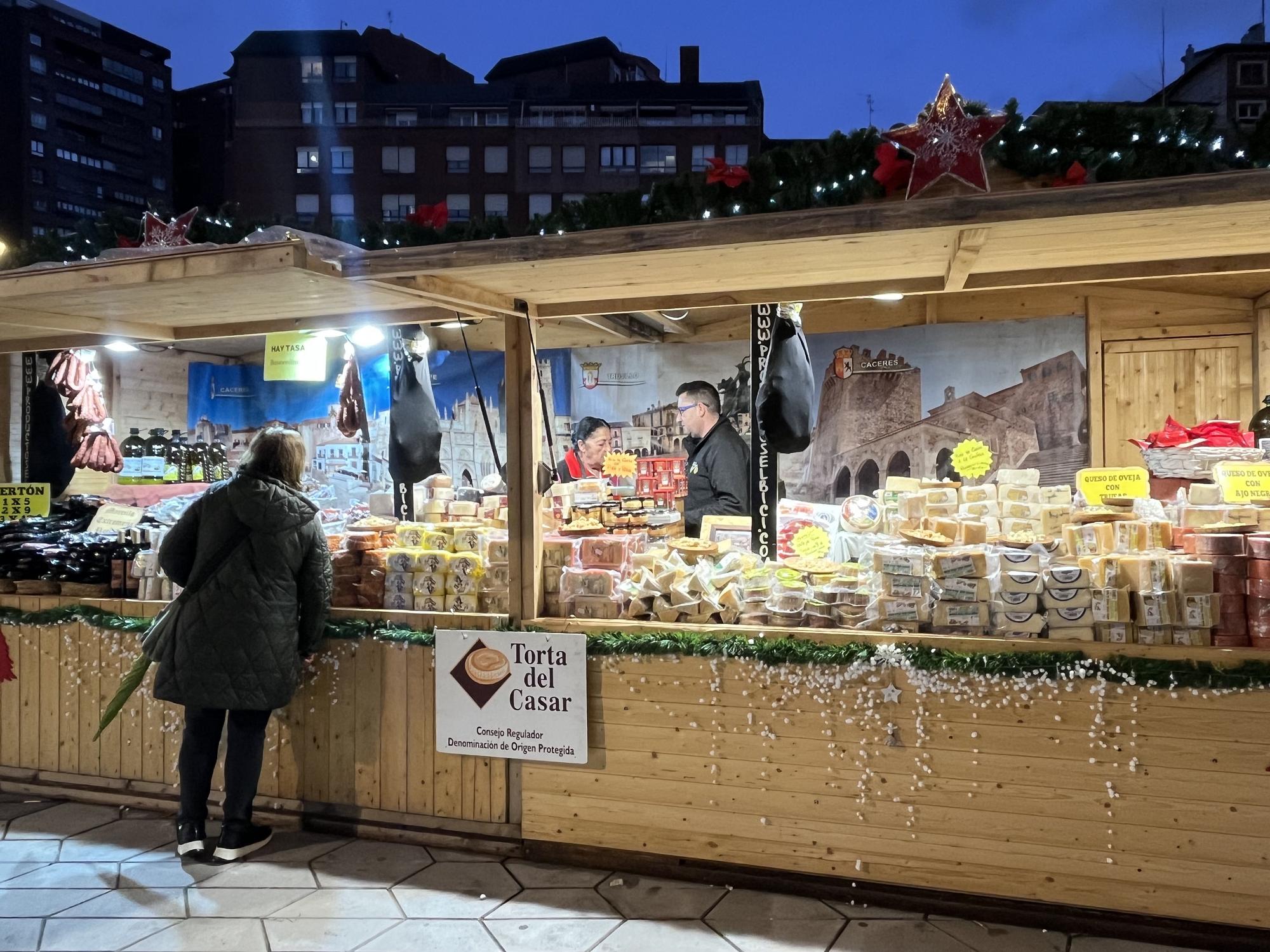 Bilbao estrena un mercado navideño de artesanía con opciones para todos los gustos