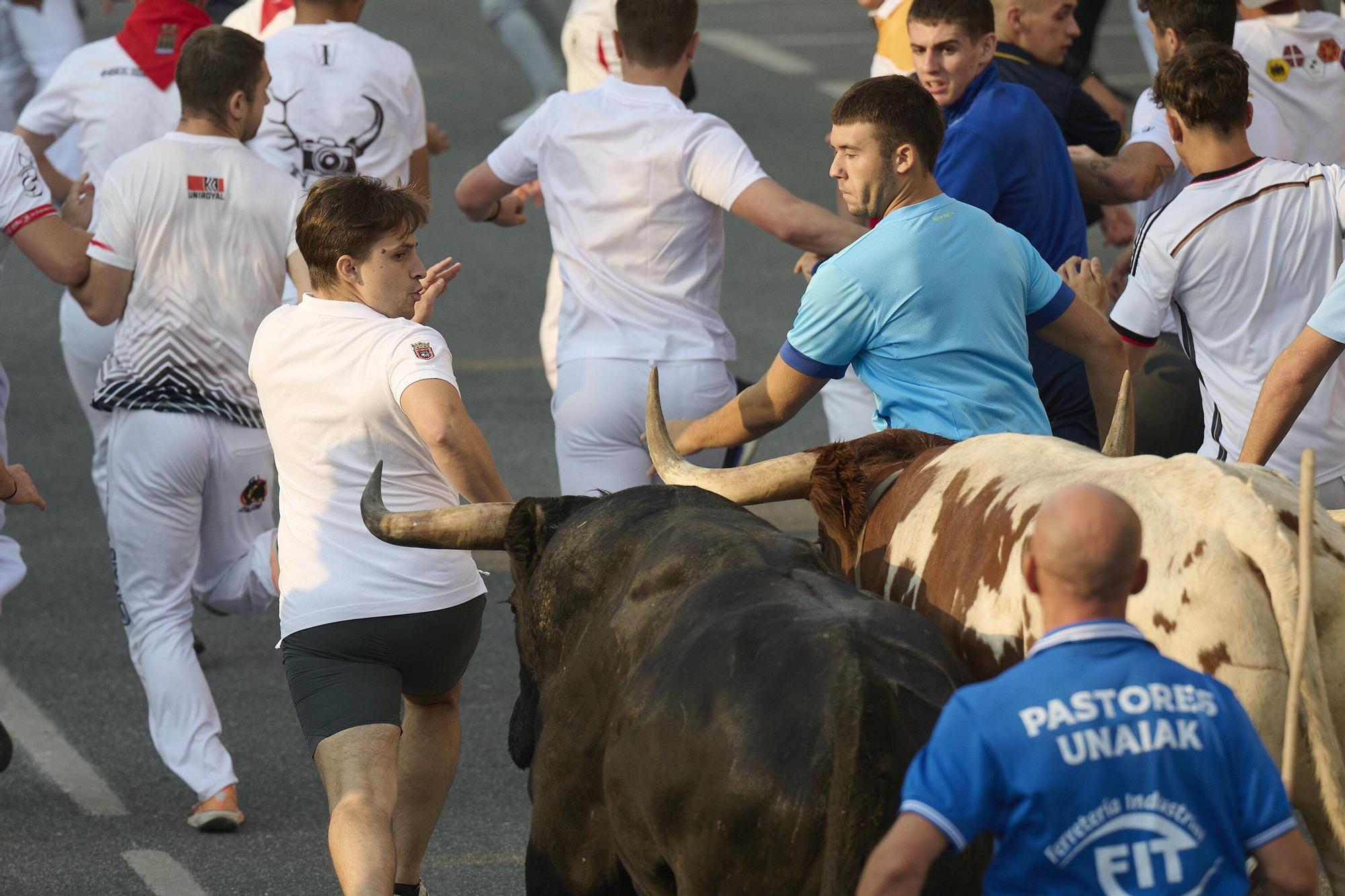 Fotos del segundo encierro de fiestas de Tafalla 2025