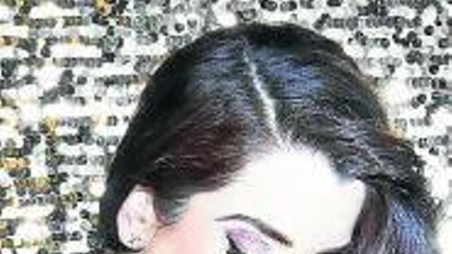Ruth Lorenzo.