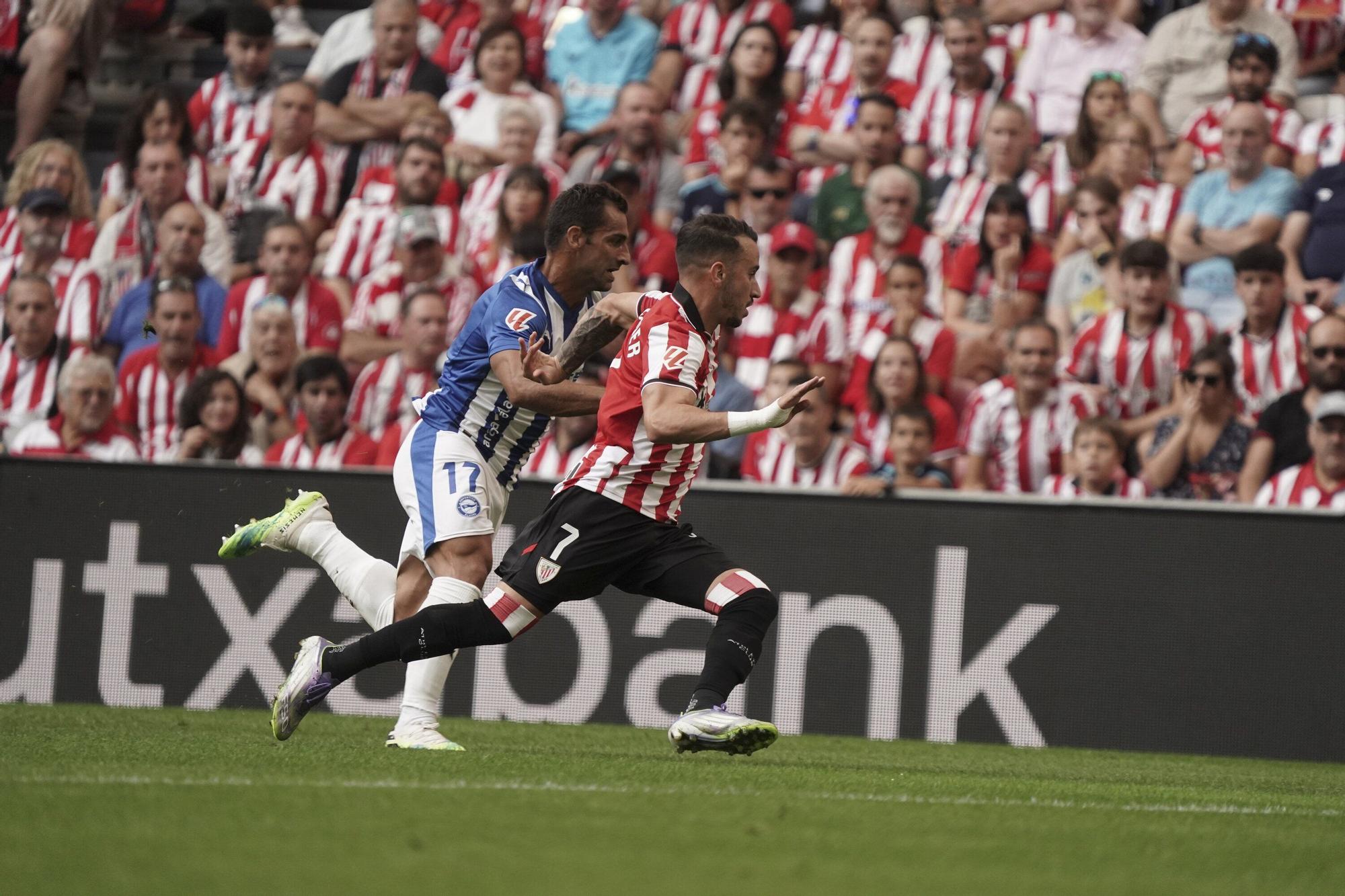 En imágenes: Así está siendo el derbi entre Athletic y Alavés en San Mamés