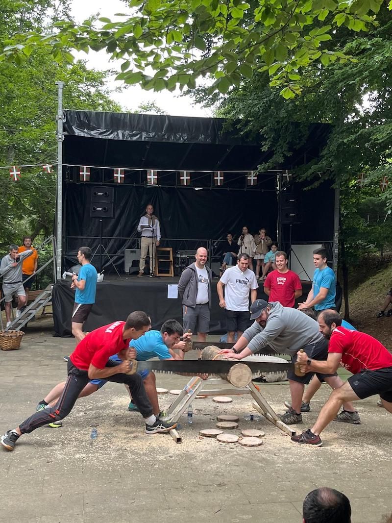 Las fiestas del barrio Aztiria de Legazpi y Gabiria, en imágenes
