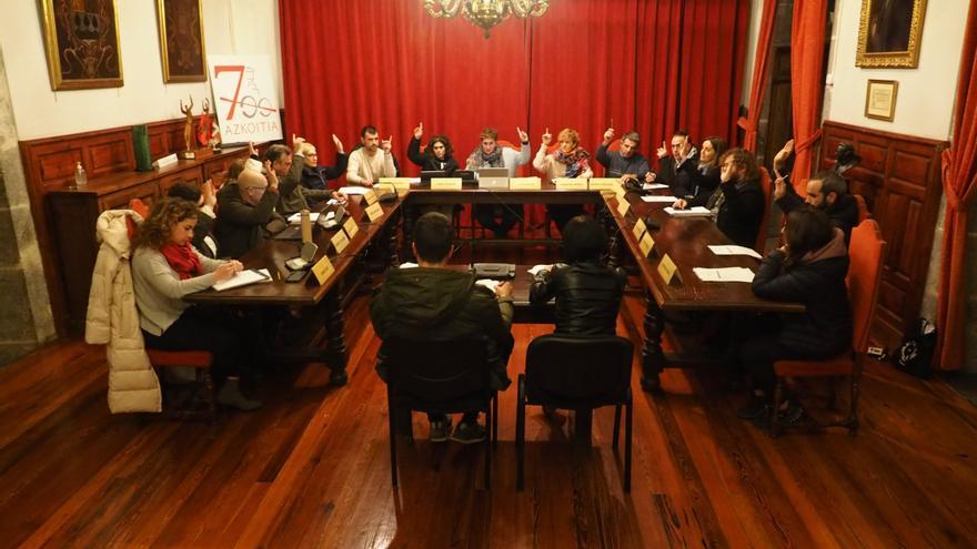 El acuerdo de EH Bildu y Azkoitia Bai obliga al PNV a aplazar el debate de los presupuestos de 2026 al quedar su propuesta en minoría