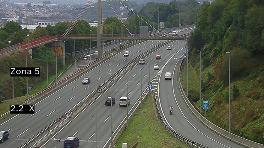 Las carreteras vizcainas recuperan la normalidad tras una mañana muy complicada en el tráfico