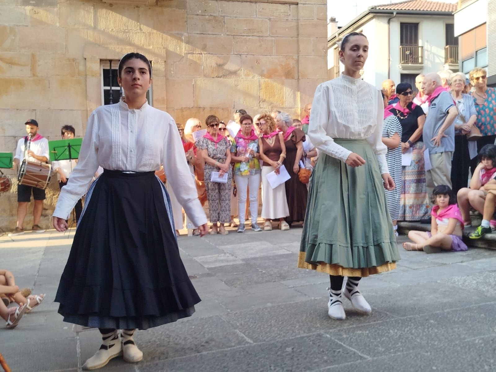 Aretxabaletako Andramariak, irudietan