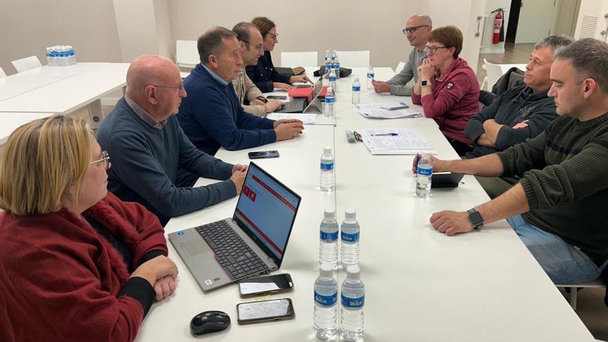 La Federación Navarra y el INDAF se comprometen a trabajar en la seguridad en el fútbol base