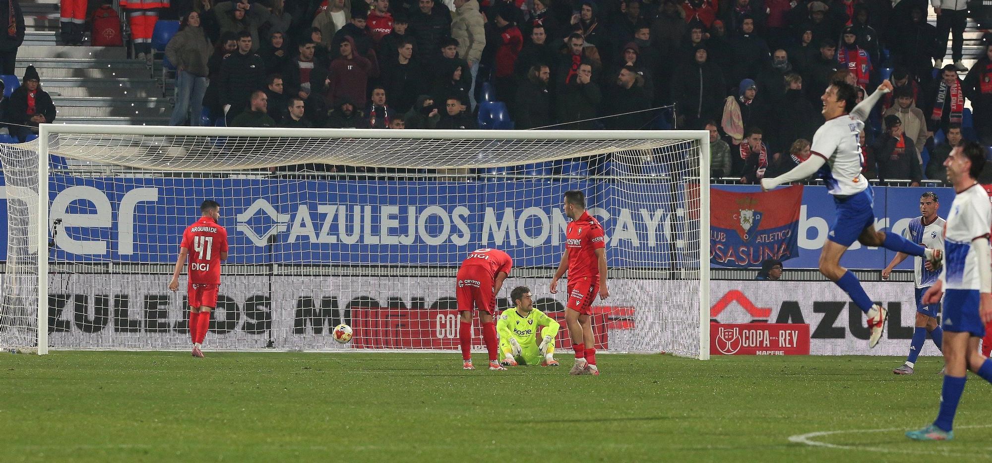 Fotos del CD Ebro - Osasuna en segunda ronda de la Copa del Rey