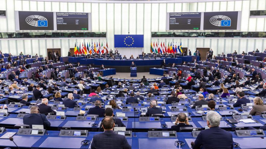 La Eurocámara recomienda investigar los crímenes de ETA como de lesa humanidad