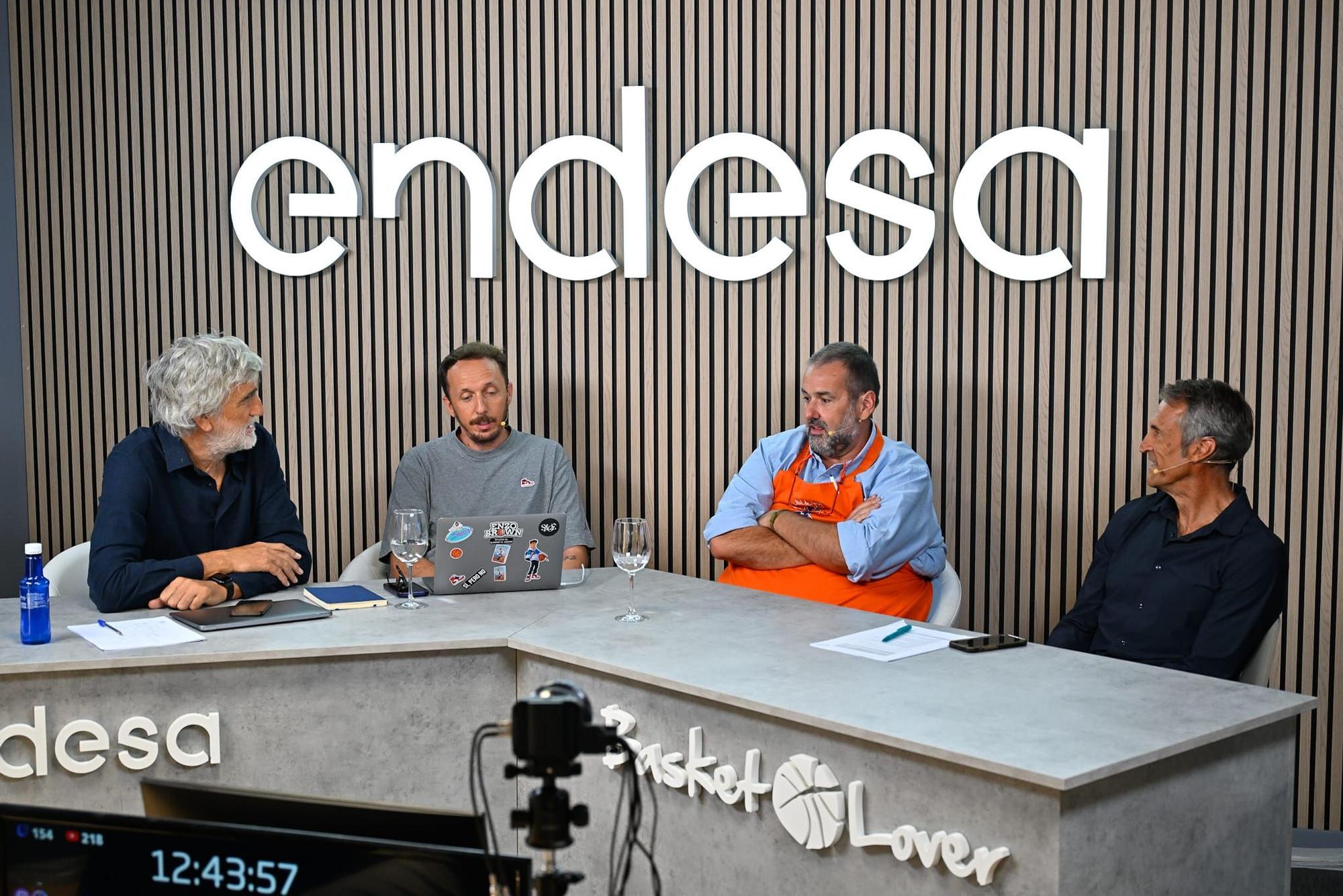 El cocinero David de Jorge celebró su 55 cumpleaños en la nueva tienda Edesa de Bilbao.