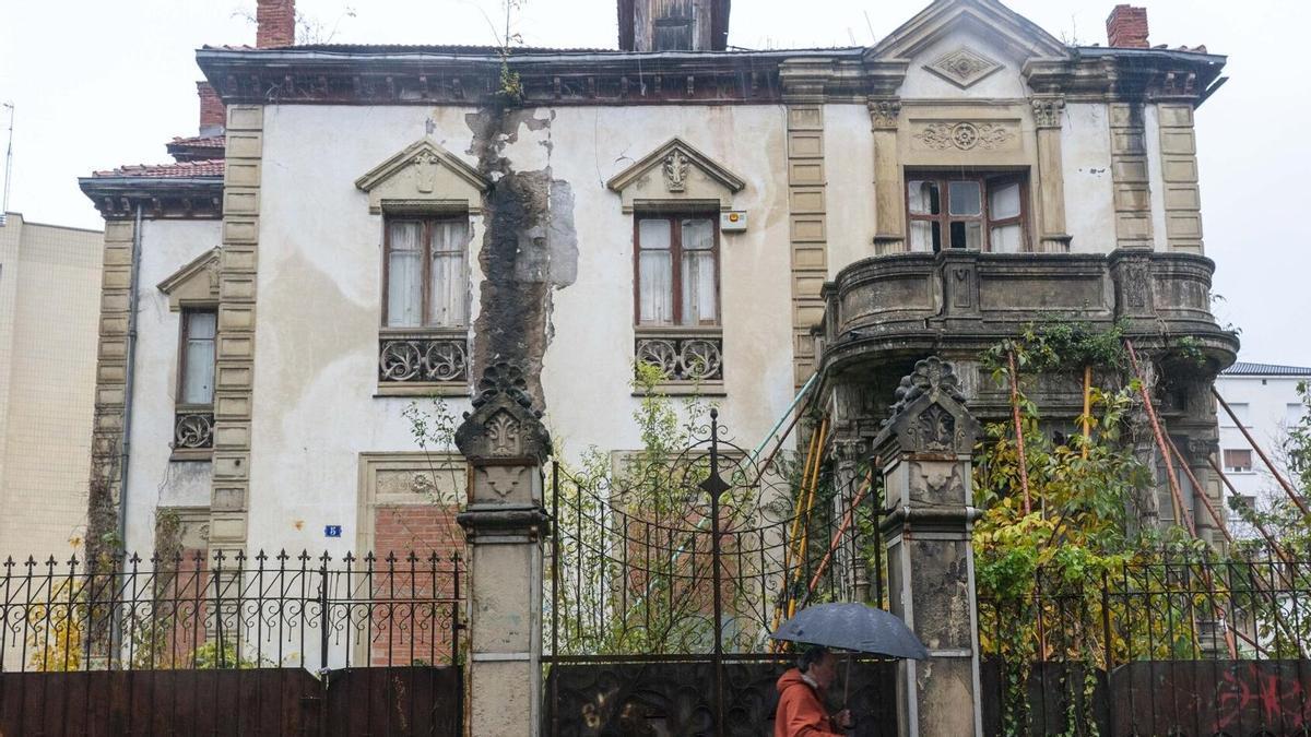 Edificio, Casa de los Alfaro