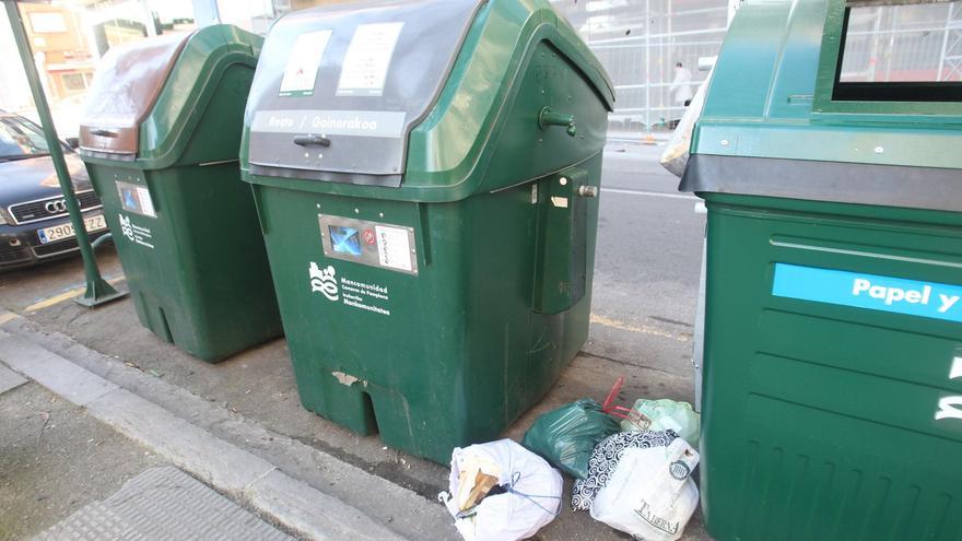 La mayoría municipal avala el contenedor de tarjeta y el plan de choque frente al bolseo