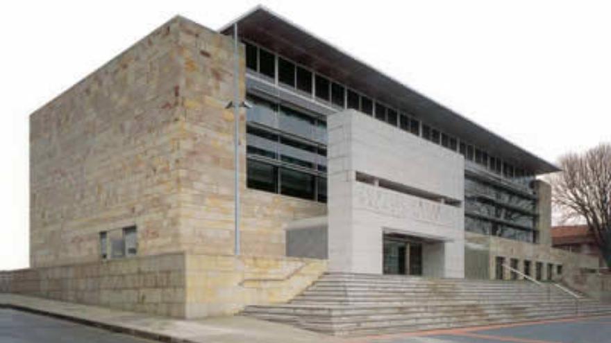 Ingresa en prisión la mujer detenida por intentar asesinar a su pareja en Getxo