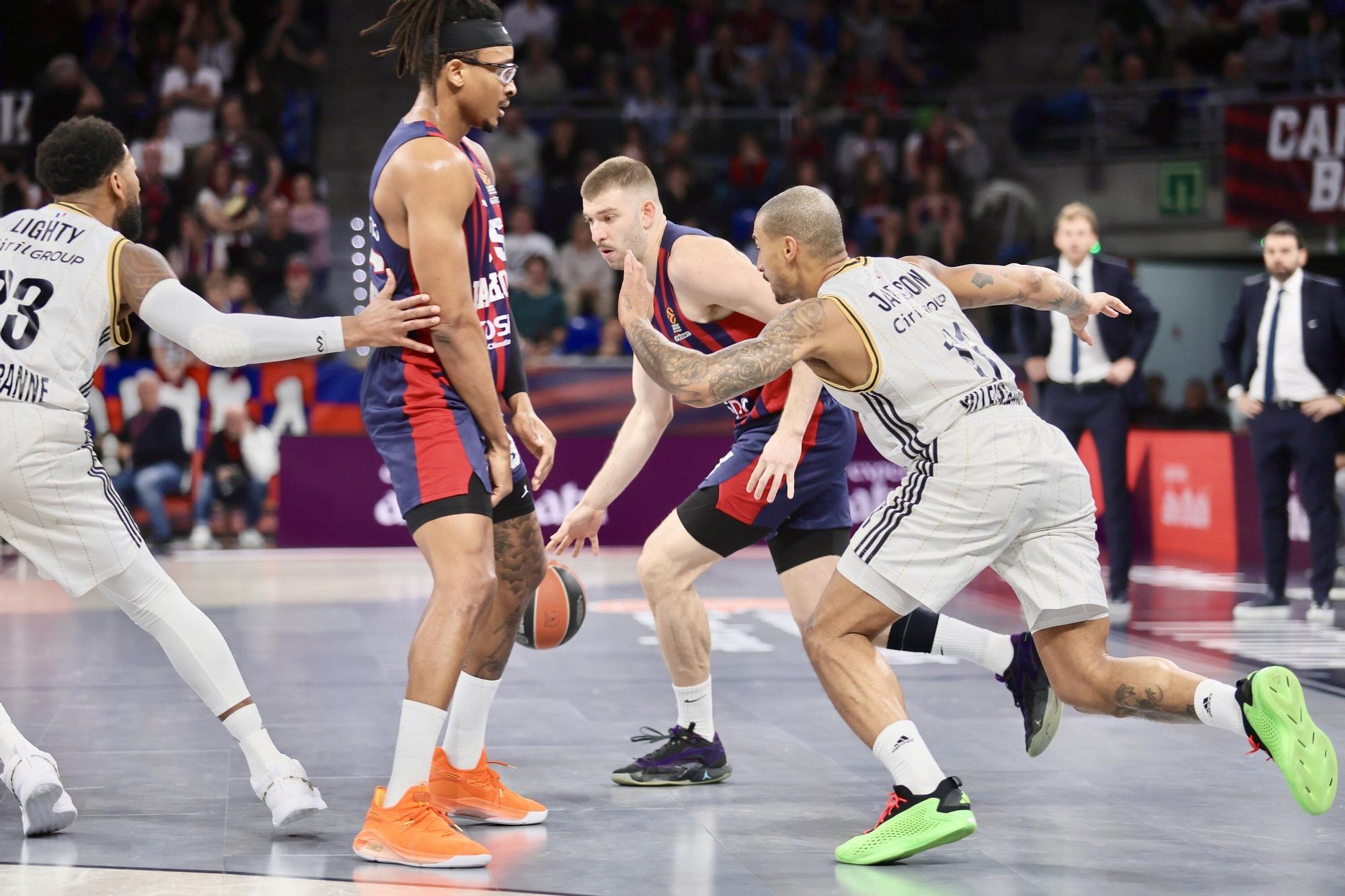 Las imágenes del Baskonia-Asvel de Euroliga en el Buesa Arena