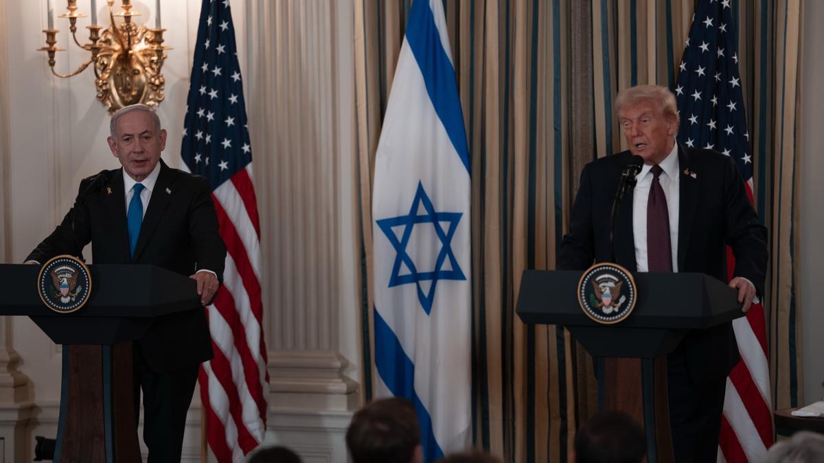 Netanyahu junto a Donald Trump