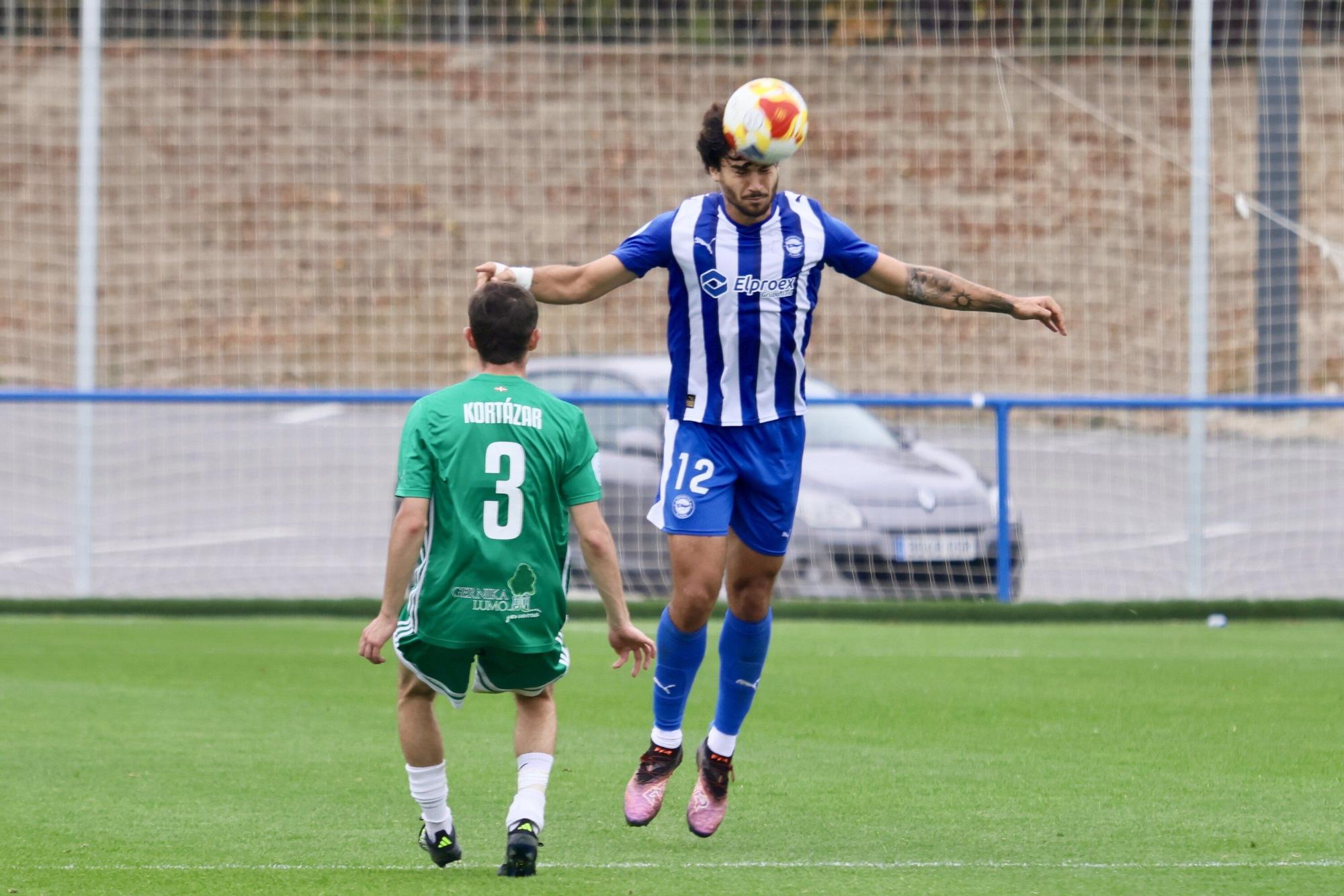 En imágenes: "Alavés B contra el Gernika"