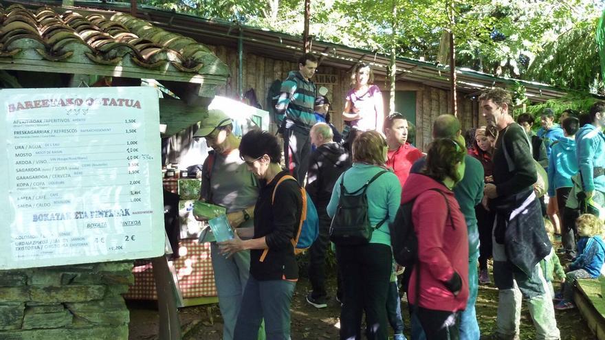 Etxalar celebra desde el sábado su ‘Domingo de Palomeras’