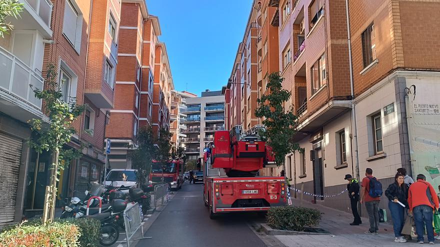 Treinta y nueve viviendas confinadas en Santurtzi por el abombamiento de un patio común