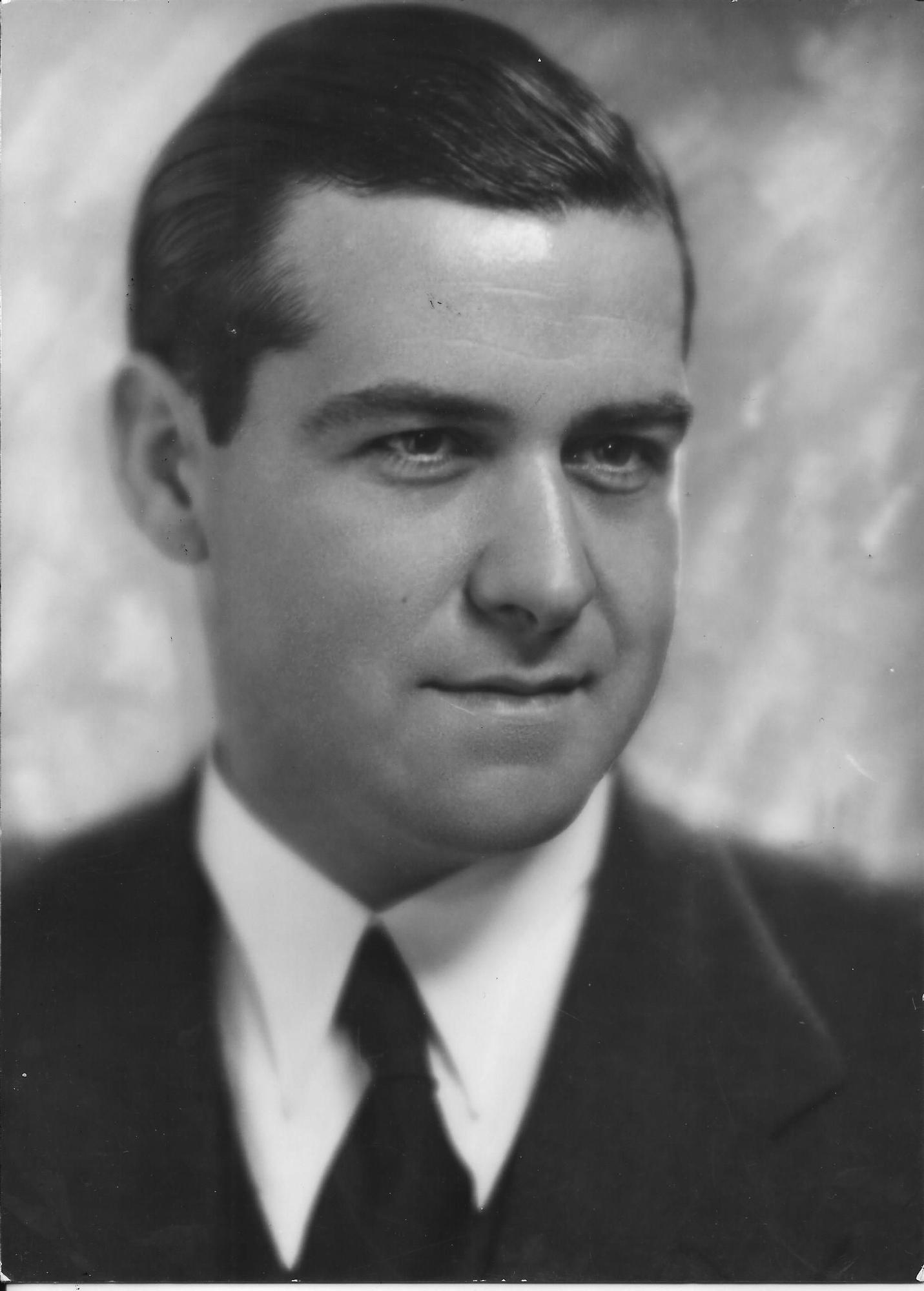 Antonio Abad Ojuel.