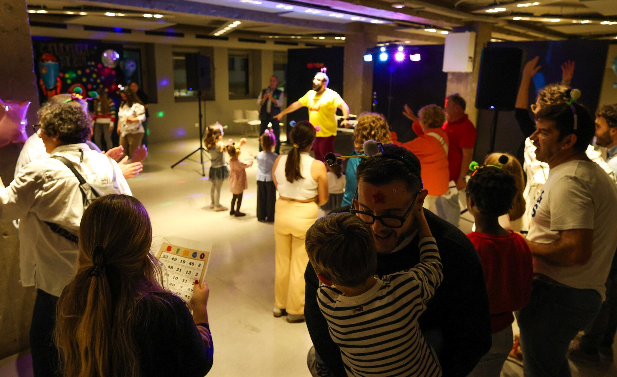 En imágenes: BIZKAIA BUSCA FAMILIAS DE ACOGIDA | FIESTA DE INVIERNO