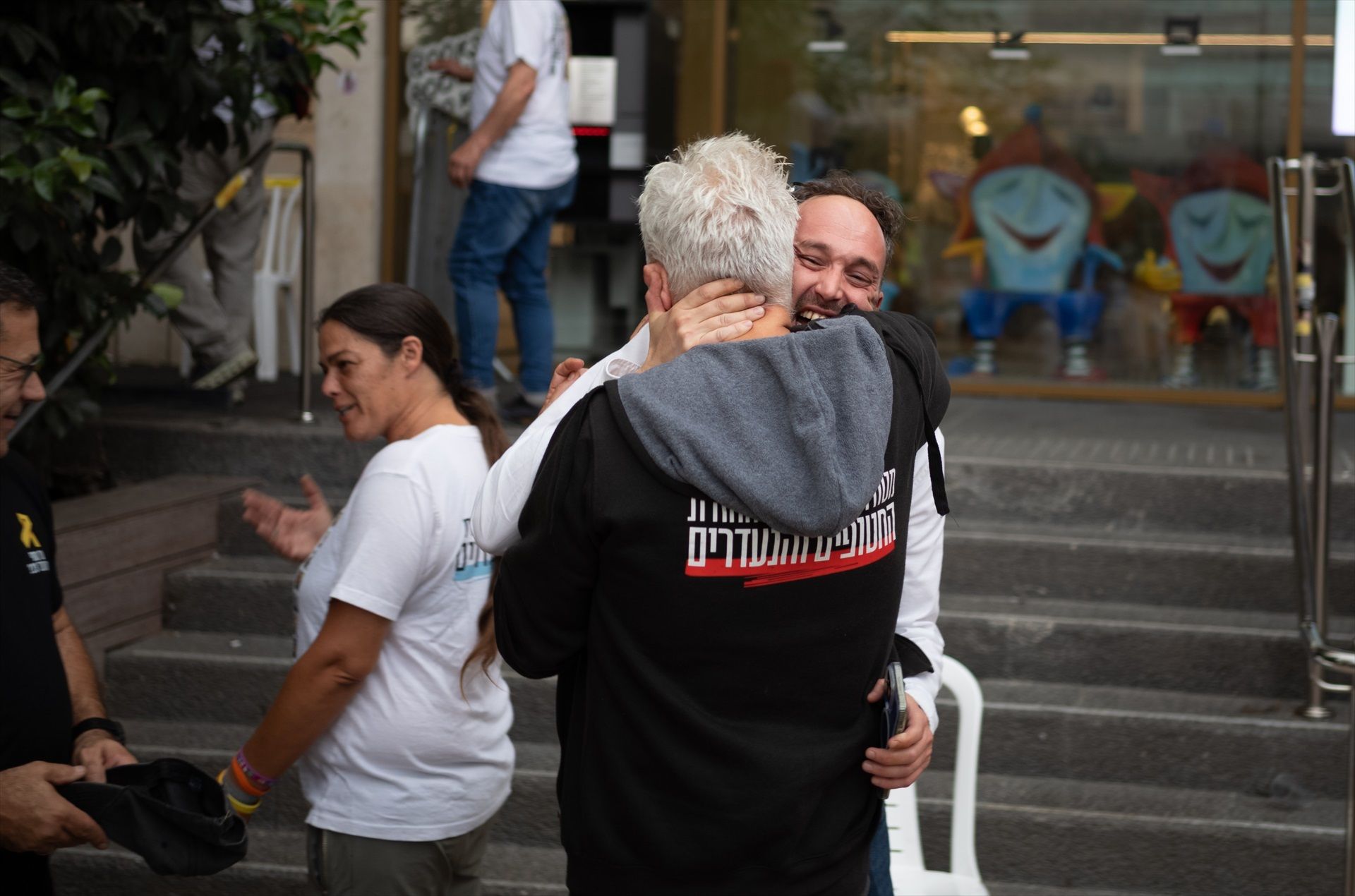 Celebraciones en Tel Aviv tras la consecución del acuerdo entre Israel y Hamás