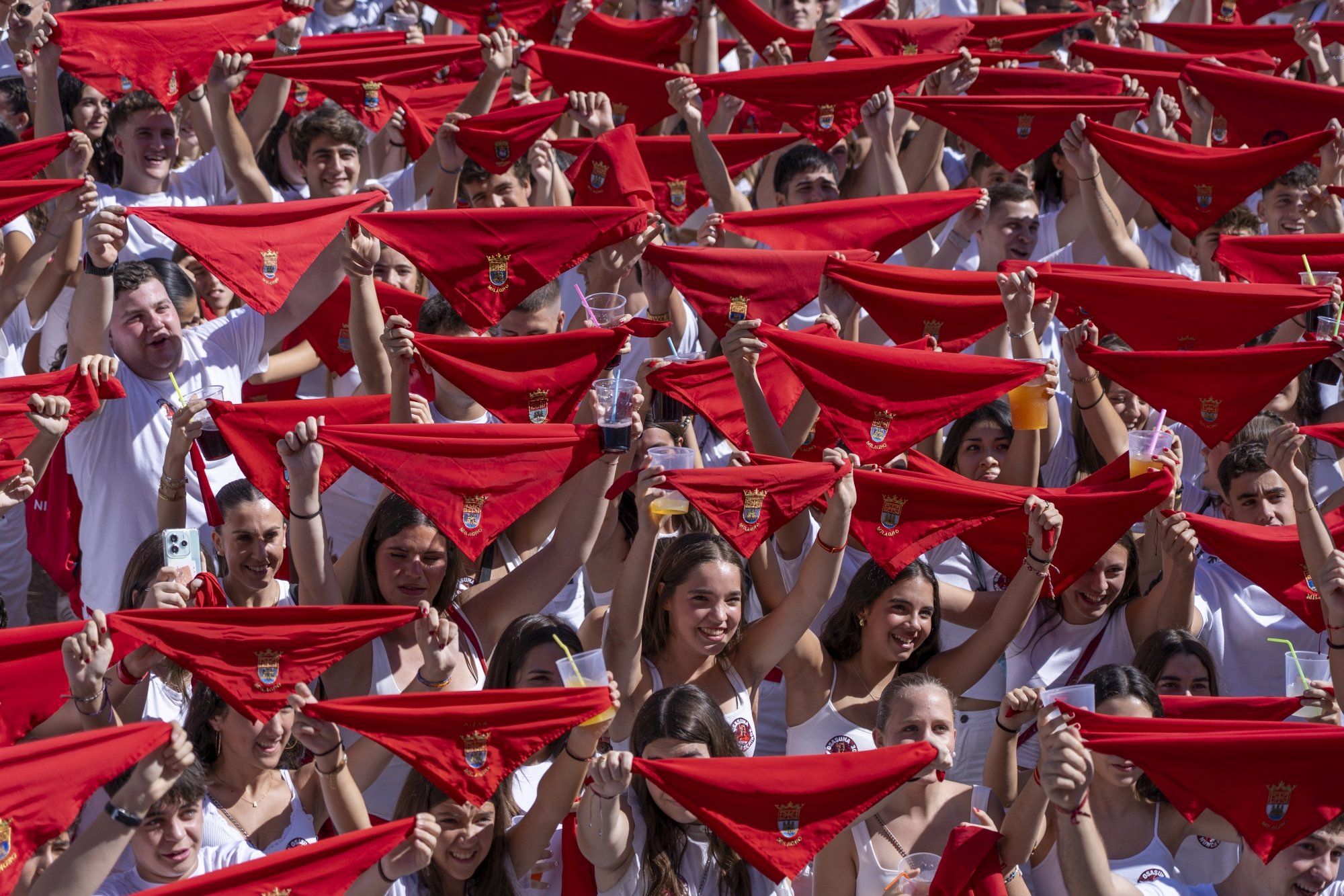 Fotos del cohete de fiestas de Milagro 2025