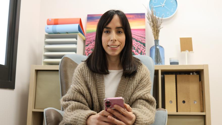 “El objetivo no es eliminar pantallas, sino que no se conviertan en la única forma de ocio o regulación emocional”