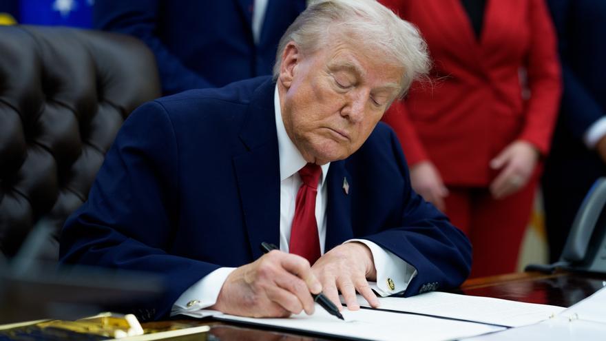 Trump asegura que los ciudadanos que fueron asesinados a tiros por el ICE "no eran ángeles"