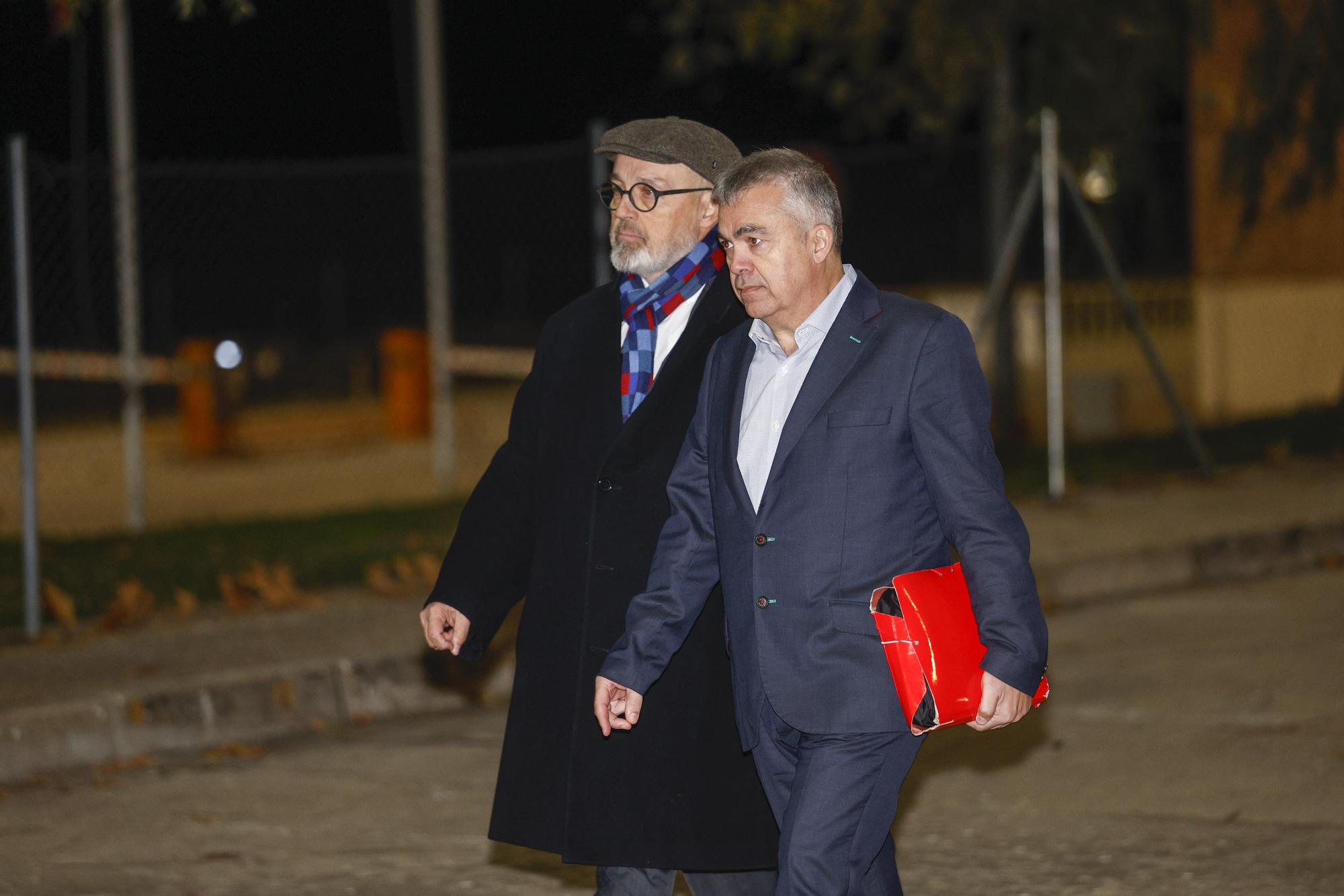 Fotos de la salida de Santos Cerdán de la cárcel de Soto del Real