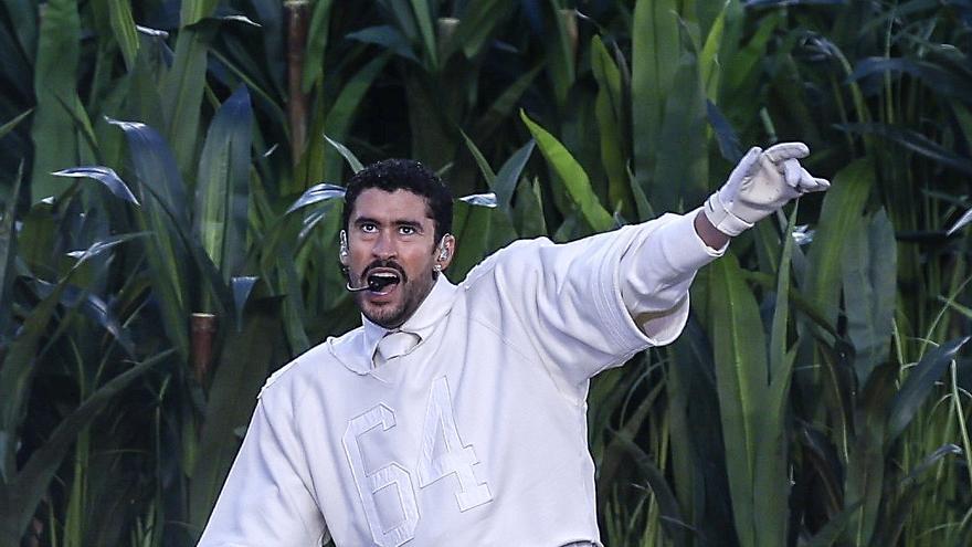 Error viral en redes: dos chicas se confunden y compran entradas para Bunbury en vez de para Bad Bunny