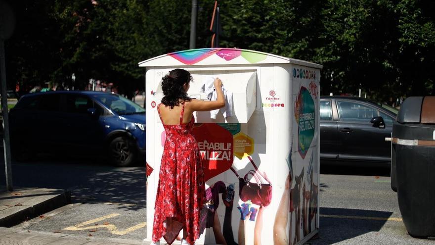Koopera duplica la recogida de ropa en Bizkaia