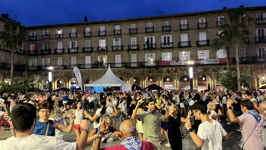 Todo a punto para los cursos de danzas vascas e instrumentos tradicionales de Bizkaiko Dantzarien Biltzarra