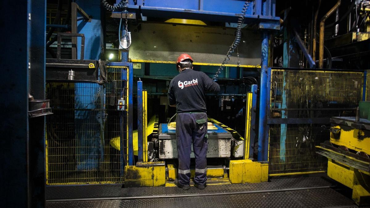 Las empresas industriales ganan dimensión y emplean más en Gipuzkoa.